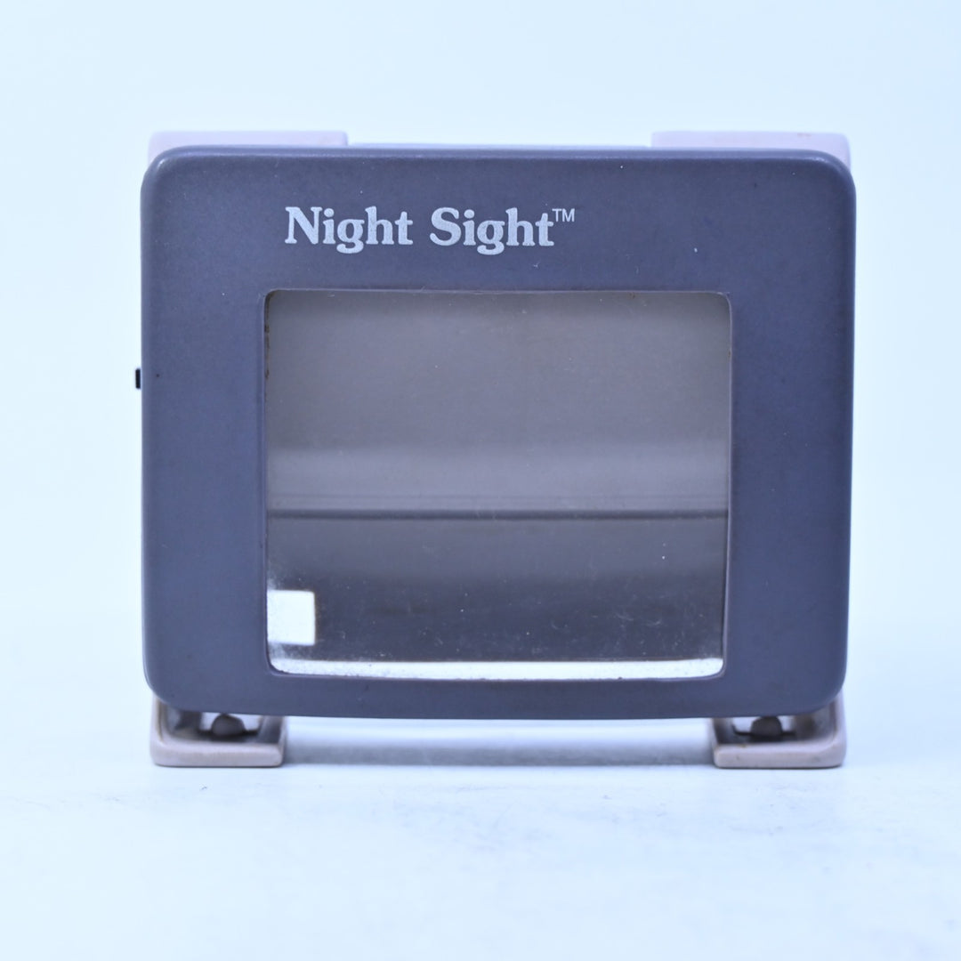 Night Sight - Magnifier &amp; Light - READ DESCRIPTION - Nintendo Gameboy Accessory